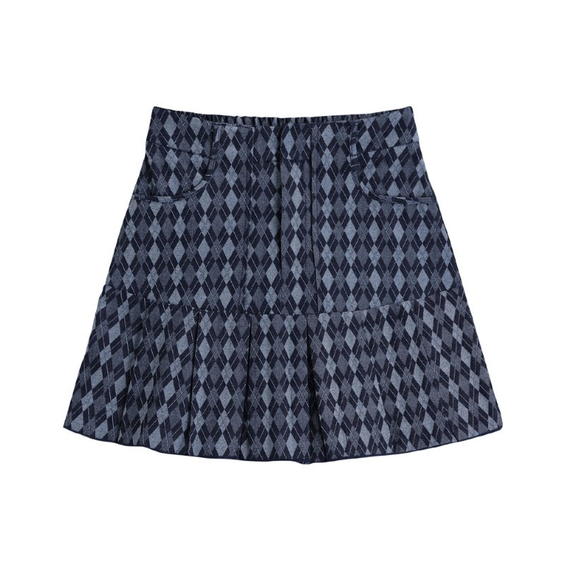 Chic Checkered Pleat Skirt