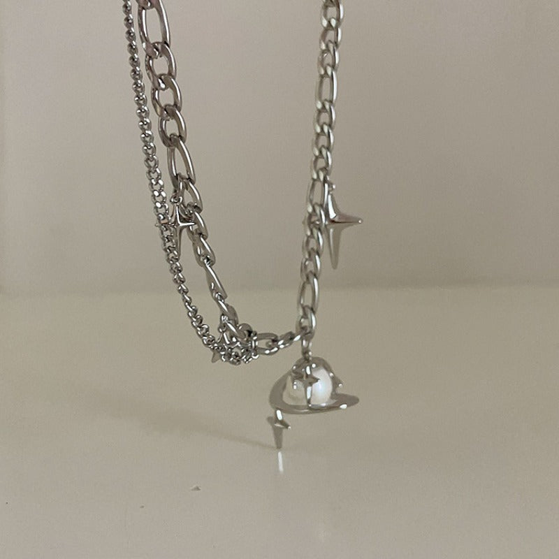 Grunge Pearl Necklace