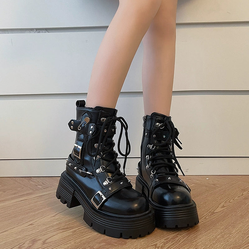 Grunge Tied Up Boots