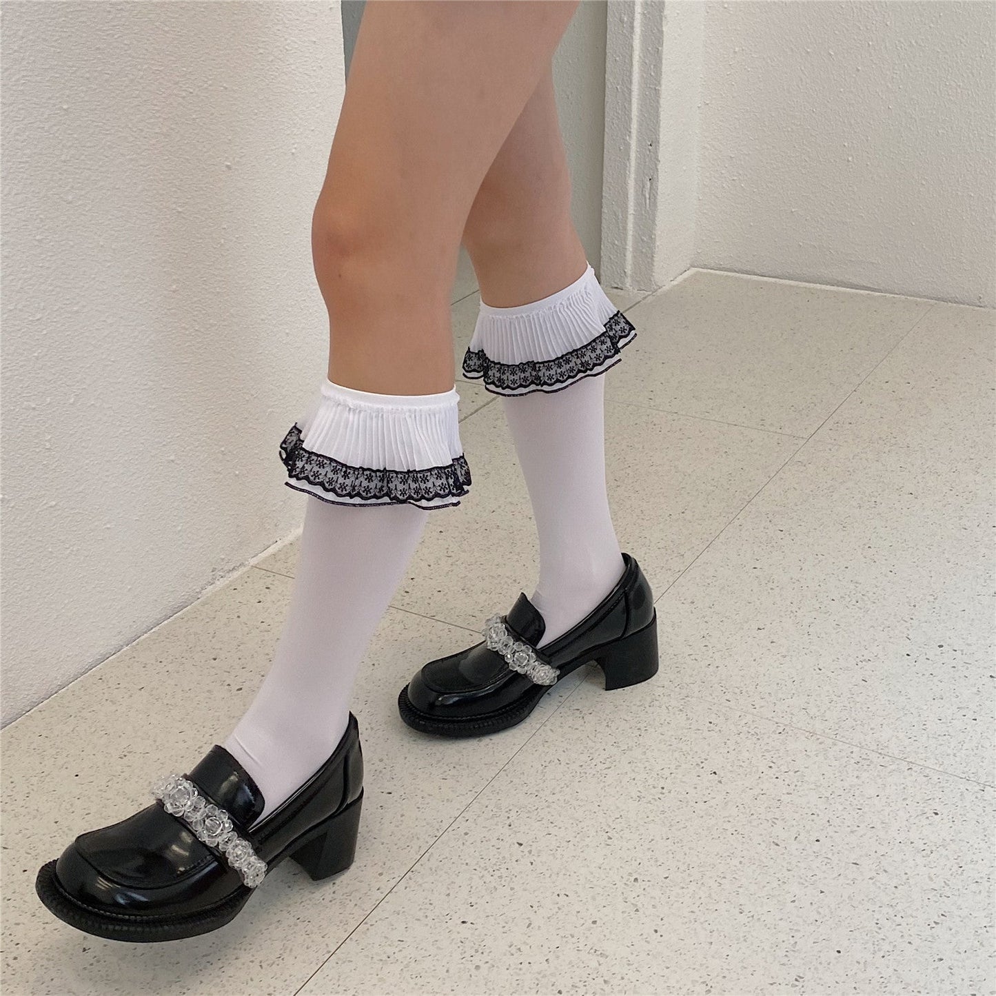 Y2K Lace Line Stocking